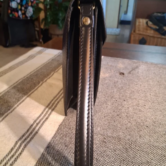 Louis Vuitton Black Clutch with Gold Hardware - Picture 3 of 16